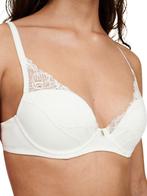 Te koop 30% korting Chantelle orangerie plunge bh milk, Chantelle, Ophalen of Verzenden, Overige kleuren, BH