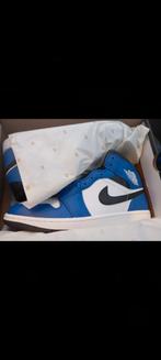 Air Jordan 1 Blauw/Wit/Zwart, Kleding | Heren, Schoenen, Ophalen of Verzenden, Nieuw, Blauw