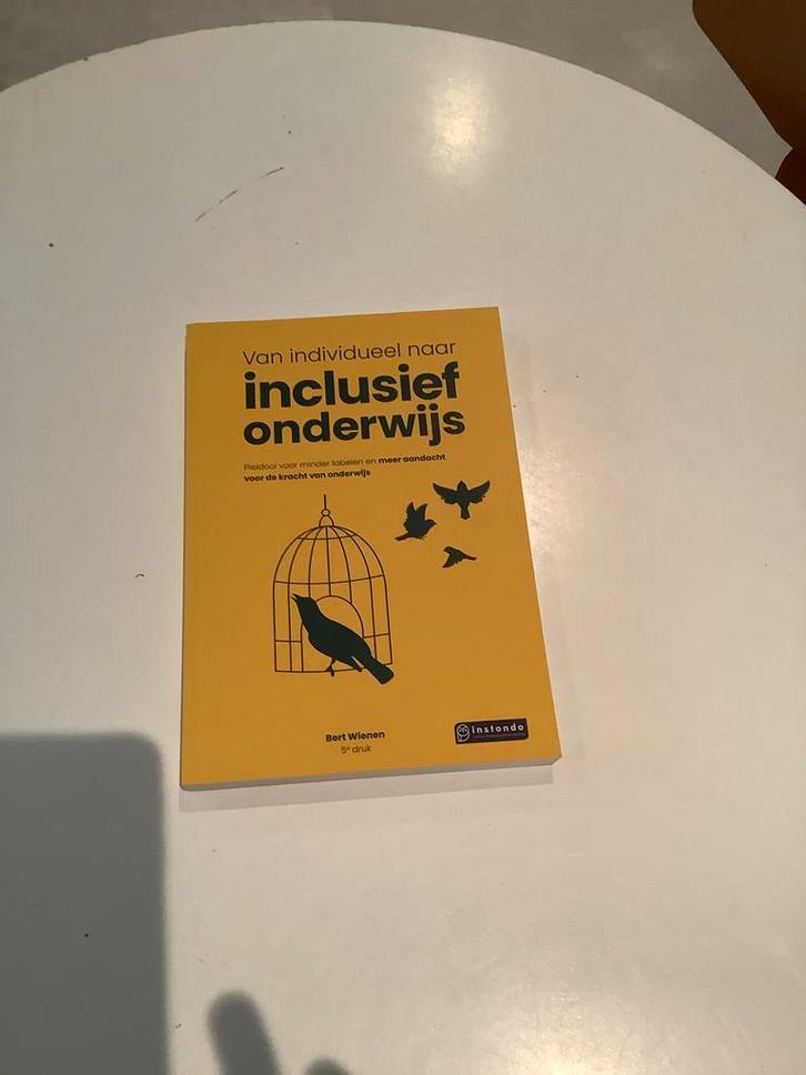 Bert Wienen - Van individueel naar inclusief onderwijs, Boeken, Schoolboeken, Zo goed als nieuw, Nederlands, Overige niveaus, Ophalen of Verzenden