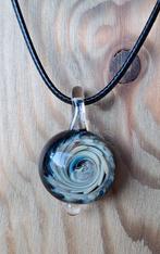 kettinkje met handgemaakte lampwork glashanger, Nieuw, Overige kleuren, Overige voorstellingen, Glas of Kristal