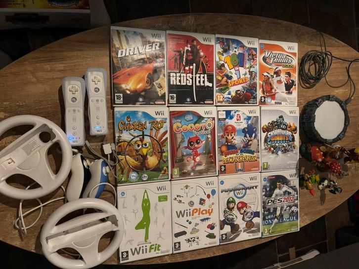Zeer complete Nintendo Wii set, Mario Kart, Skylanders, Spelcomputers en Games, Spelcomputers | Nintendo Wii, Zo goed als nieuw