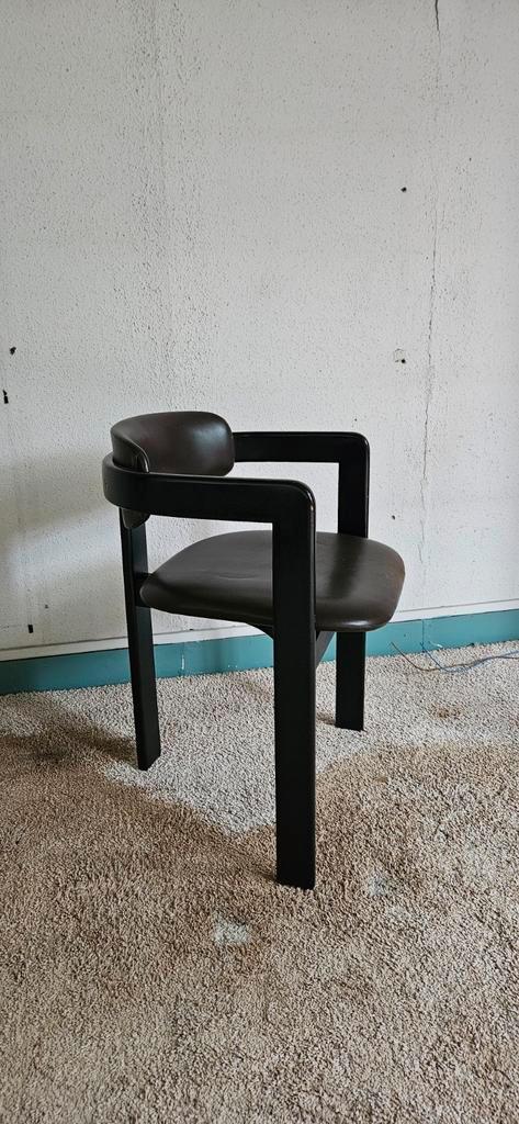 Vintage designstoel met zwart frame – postmodern stijl, Huis en Inrichting, Stoelen, Gebruikt, Eén, Overige kleuren, Ophalen