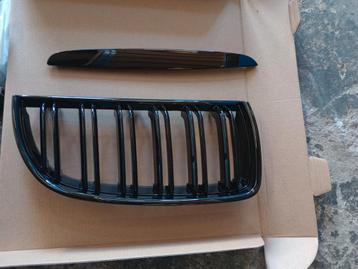 Zwarte grill set bmw e90  beschikbaar voor biedingen