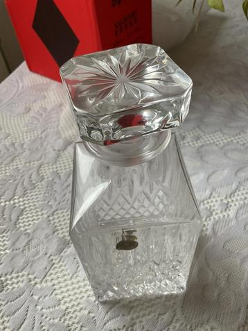 Mooie, vintage, vierkante, kristallen karaf van RCR beschikbaar voor biedingen