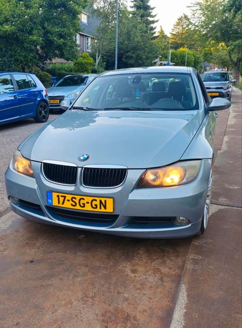 BMW 3-Serie 2.0 I 320 2006 Grijs, Auto's, BMW, Particulier, 3-Serie, Benzine, C, Sedan, Handgeschakeld, Origineel Nederlands, Zilver of Grijs