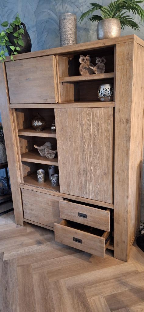 Klassieke massief houten kast, oerdegelijk en stijlvol!, Huis en Inrichting, Kasten | Boekenkasten, Zo goed als nieuw, 100 tot 150 cm