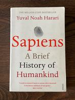 Sapiens - Yuval Noah Harari, Boeken, Ophalen of Verzenden, 20e eeuw of later, Gelezen