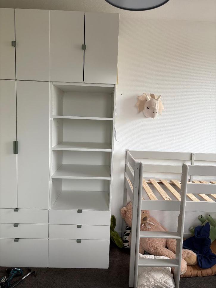 IKEA Smastad platsa kast kinderkamer zgan, Kinderen en Baby's, Kinderkamer | Commodes en Kasten, Zo goed als nieuw, Kast, 105 cm of meer