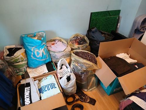 Enorm veel kleding verschillende merken, Kleding | Dames, Dames-kledingpakketten, Zo goed als nieuw, Ophalen