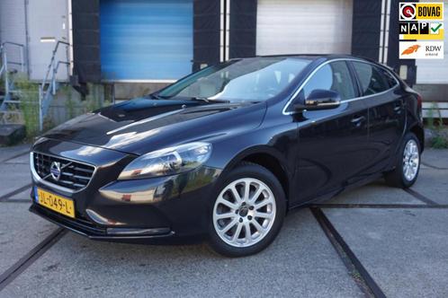 Volvo V40 2.0 T3 Momentum * Standkachel * 152 PK * Cruise *, Auto's, Volvo, Bedrijf, Te koop, V40, ABS, Adaptive Cruise Control