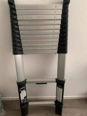 Zgan telescopische ladder - 4.1 meter beschikbaar voor biedingen