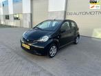 Toyota Aygo 1.0-12V 03-03-2026 APK, Voorwielaandrijving, Gebruikt, 4 stoelen, Origineel Nederlands