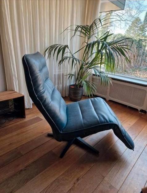 Design relaxstoel – elektrisch verstelbaar – echt leer, Huis en Inrichting, Fauteuils, Zo goed als nieuw, Leer, Ophalen
