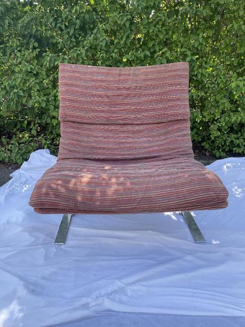 Zeldzaam Onda Wave Loungestoel van Saporiti, goede staat, 2x, Huis en Inrichting, Fauteuils, Zo goed als nieuw, Metaal, Stof, 75 tot 100 cm