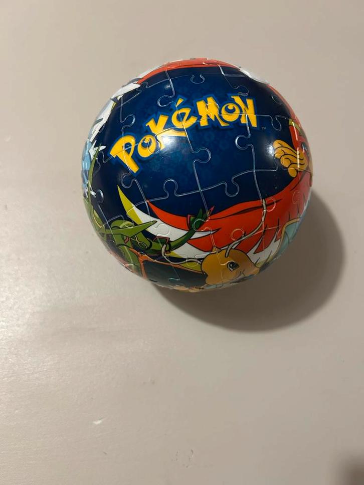 Pokémon 3D Puzzelbal, Hobby en Vrije tijd, Denksport en Puzzels, Zo goed als nieuw, Minder dan 500 stukjes, Ophalen