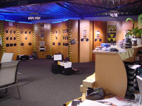 Demo Display schakel-elektronica (audio shop opstelling), Auto-onderdelen, Elektronica en Kabels, Gebruikt, Ophalen of Verzenden
