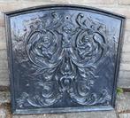 antieke gietijzeren haardplaat met 3 Engeltjes of Putti's., Ophalen, Zo goed als nieuw, Houthaard