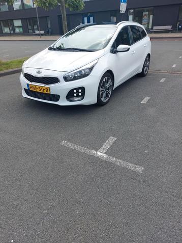 Kia (Pro) Cee d 1.6 Crdi Sporty Wagon 2016 Wit beschikbaar voor biedingen