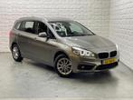 BMW 2-serie Gran Tourer 218i Essential 7p AUTOMAAT, Auto's, BMW, 2-Serie Gran Tourer, 7 stoelen, Origineel Nederlands, Bedrijf