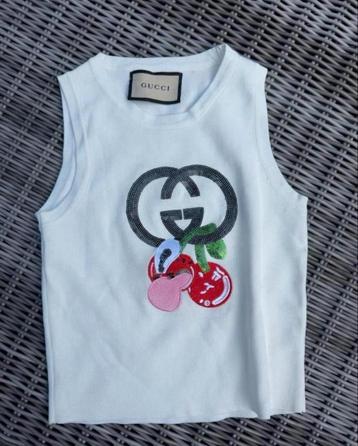 Gucci maat L beschikbaar voor biedingen