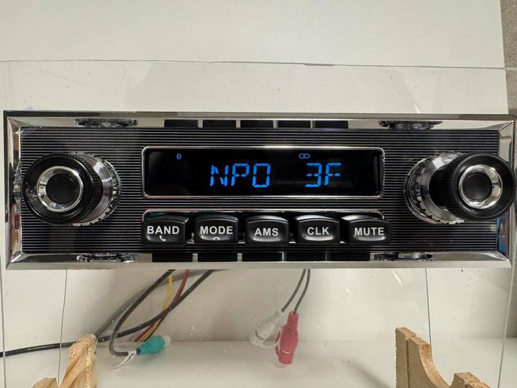 Retro Look – BECKER - BLAUPUNKT NADELSTREIFEN Nieuw in Doos, Auto diversen, Autoradio's, Gebruikt, Ophalen of Verzenden