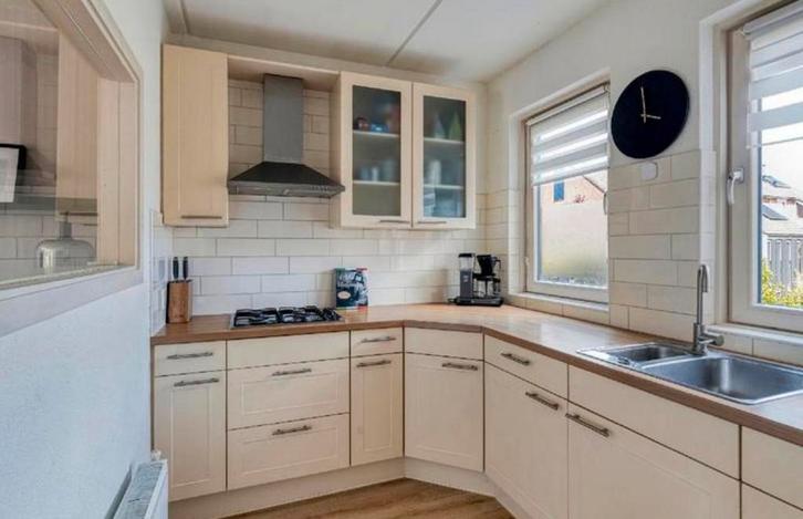 Keuken Silvolde, Huis en Inrichting, Keuken | Complete keukens, Gebruikt, Hoekkeuken, Crème, Ophalen