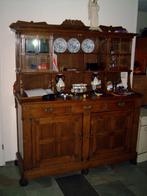 Klassieke antieke buffetkast., Ophalen