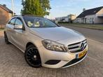Mercedes-Benz A-klasse 180 Ambition Panoramadak, Navigatie,, Voorwielaandrijving, 65 €/maand, Gebruikt, Euro 6