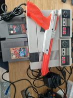 Nintendo NES Compleet met Games & Zapper, Spelcomputers en Games, Spelcomputers | Nintendo NES, Ophalen, Gebruikt, Met 2 controllers