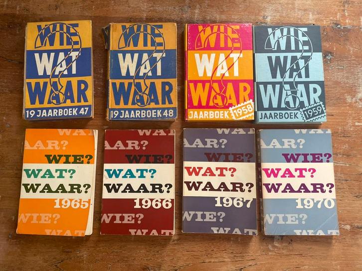 Serie historische jaarboeken Wie wat waar?, Boeken, Catalogussen en Folders, Gelezen, Catalogus, Ophalen of Verzenden
