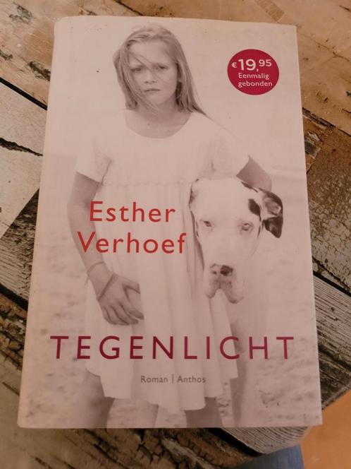 Esther Verhoef - Tegenlicht, Boeken, Literatuur, Zo goed als nieuw, Nederland, Ophalen of Verzenden