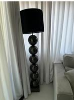 Mooie zwarte lamp - lamphouder vervangen, Huis en Inrichting, Lampen | Vloerlampen, Ophalen of Verzenden, Gebruikt, Metaal, Minder dan 100 cm