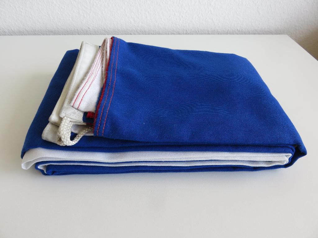 Grote Nederlandse vlag 150 x 225 cm mastvlag, Diversen, Vlaggen en Wimpels, Ophalen of Verzenden, Zo goed als nieuw