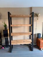 Stoer en robuuste grote industriële wandkast, Huis en Inrichting, Kasten | Wandmeubels, Met plank(en), 200 cm of meer, Zo goed als nieuw