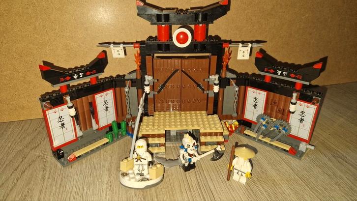 Lego Ninjago 2504 Dojo Showdown - Complete set, Kinderen en Baby's, Speelgoed | Duplo en Lego, Zo goed als nieuw, Lego, Complete set