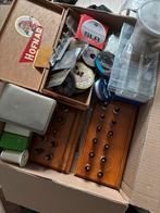 Doos vol vliegvis bind spullen om vliegen te maken, Watersport en Boten, Hengelsport | Vliegvissen, Ophalen of Verzenden, Zo goed als nieuw