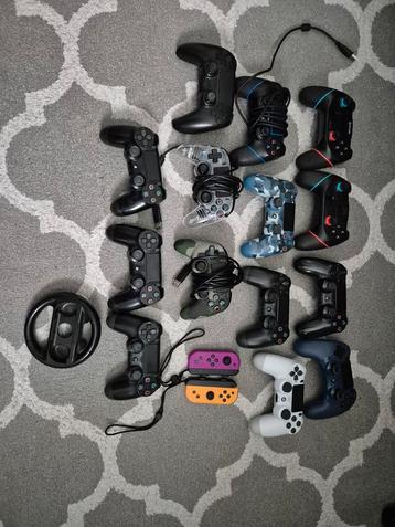 Lot van verschillende controllers (Nacon, Battletron, etc) beschikbaar voor biedingen