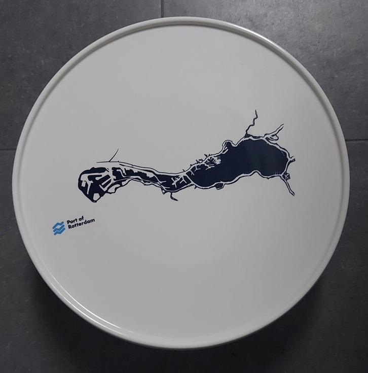 Porseleinen taartplateau met Vector Port of Rotterdam, Huis en Inrichting, Woonaccessoires | Schalen en Manden, Nieuw, Schaal