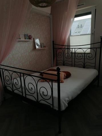 Mooi gietijzeren bed 