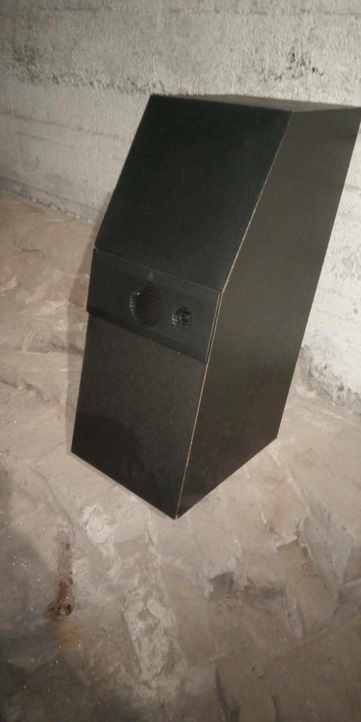 Geluidsboxen en een TV van Philips Ambilight, Computers en Software, Desktop Pc's, Zo goed als nieuw, Ophalen