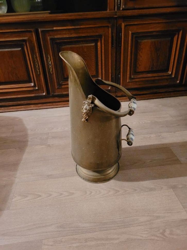 Antieke kolenkit met Delfts blauwe handvatten, Antiek en Kunst, Antiek | Woonaccessoires, Ophalen