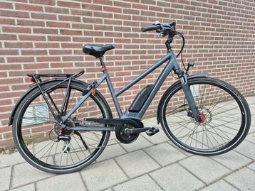 winora tria 8 bosch middenmoter 1 jaar oude accu 52 cm  beschikbaar voor biedingen