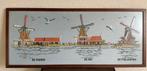 Schilderij geborduurd zaanse molens, Oorspronkelijke maker, Ophalen of Verzenden, Zo goed als nieuw, Schilderij