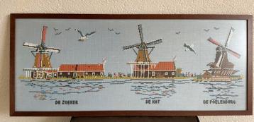 Schilderij geborduurd zaanse molens beschikbaar voor biedingen