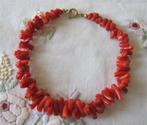 Antieke armband, bloedkoraal, goudkleurige sluiting, Sieraden, Tassen en Uiterlijk, Antieke sieraden, Ophalen of Verzenden, Overige materialen