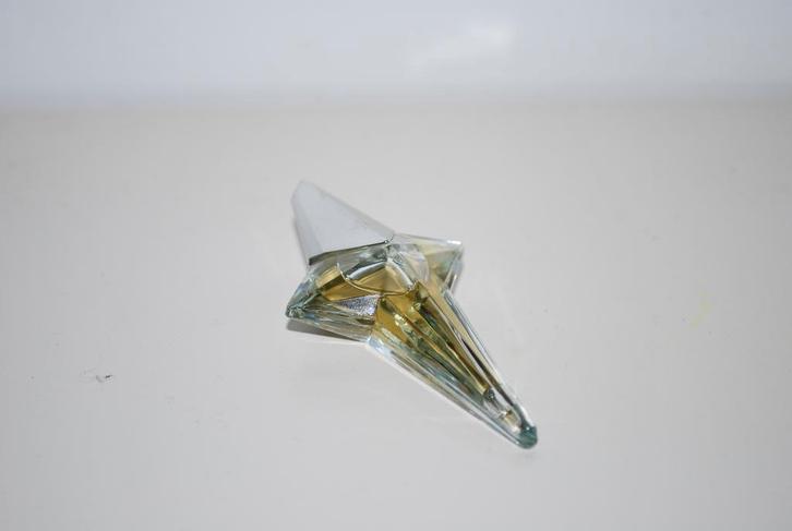 Miniatuur Thierry Mugler Angel Fatal Star, Verzamelen, Parfumverzamelingen, Zo goed als nieuw, Miniatuur, Gevuld, Ophalen of Verzenden