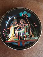 Fine Royal porcelain sculpturen Egypt bordje, Antiek en Kunst, Antiek | Wandborden en Tegels, Ophalen of Verzenden