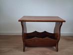 Houten bijzettafel/krantenbak, Minder dan 55 cm, Gebruikt, Vintage, Rechthoekig