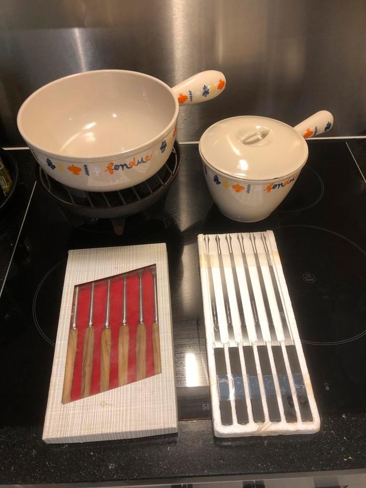 t.k.Le Creuset Harmonic Blue unieke set savoyarde caquelon, Huis en Inrichting, Keuken | Potten en Pannen, Zo goed als nieuw, Pannenset