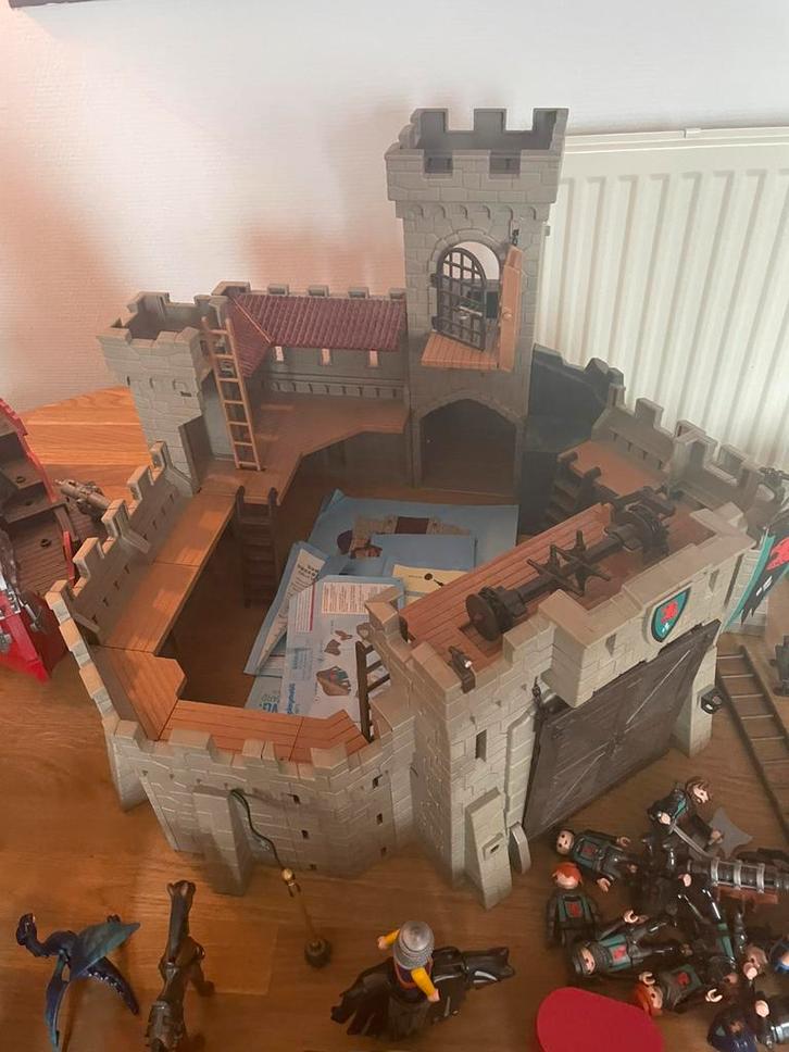 Playmobile kasteel riddders drakenboot drakenkasteel extra’s, Kinderen en Baby's, Speelgoed | Playmobil, Gebruikt, Complete set